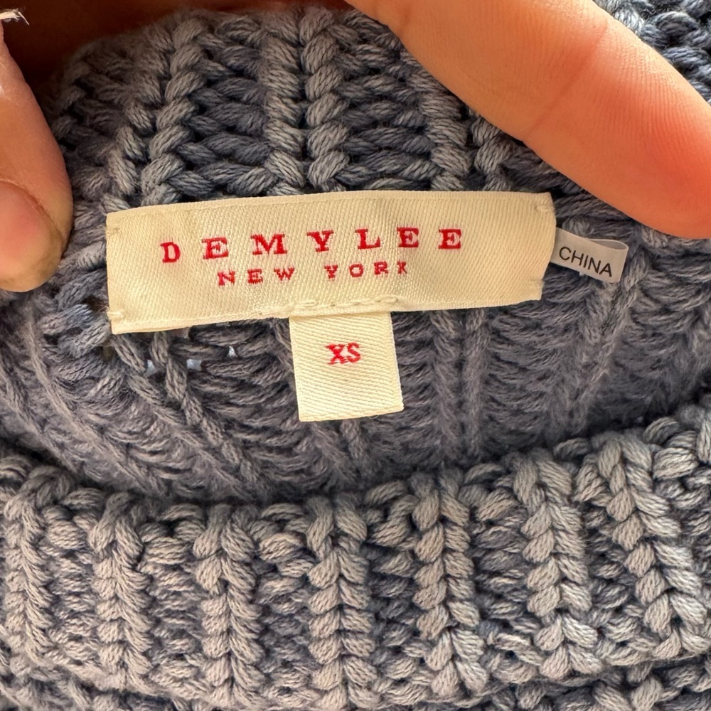 Demylee Tyler Textured Knit Oversized Sweater Size XS Washed Blue - Picture 3 of 6